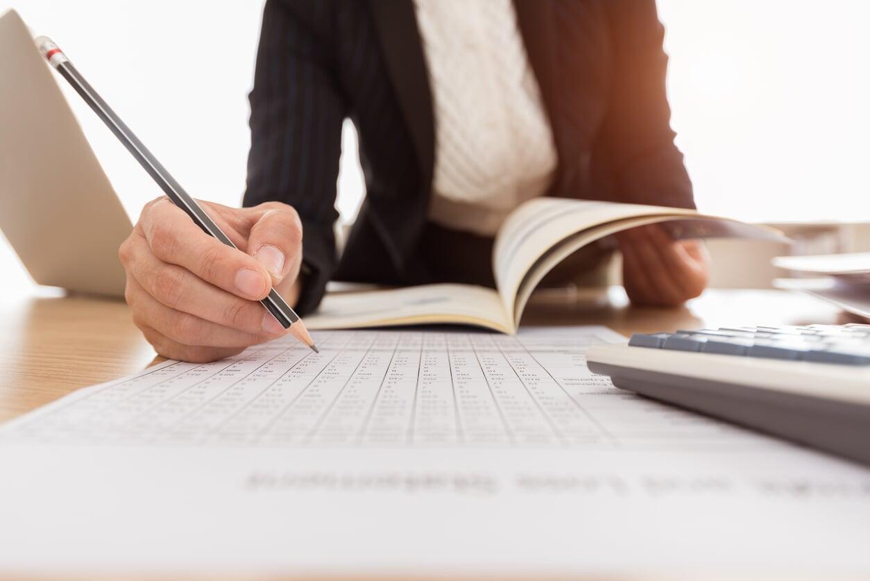 How Regular Financial Recording Keeps Your Business Running Smoothly